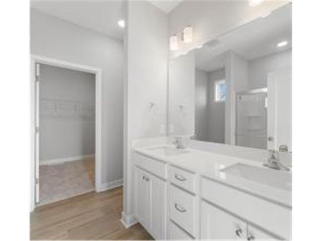 1354 Wisteria Lane, New Richmond, WI 54017