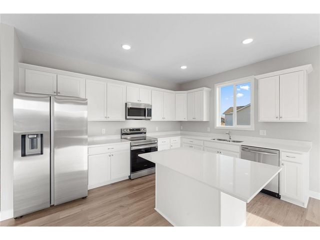 1354 Wisteria Lane, New Richmond, WI 54017