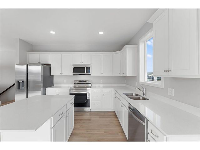 1354 Wisteria Lane, New Richmond, WI 54017