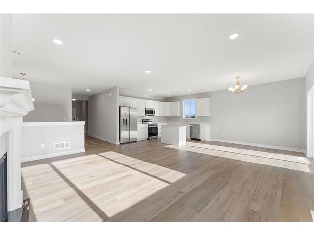 1354 Wisteria Lane, New Richmond, WI 54017