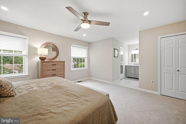 10027 GLENOAK CT, Vienna, VA 22181