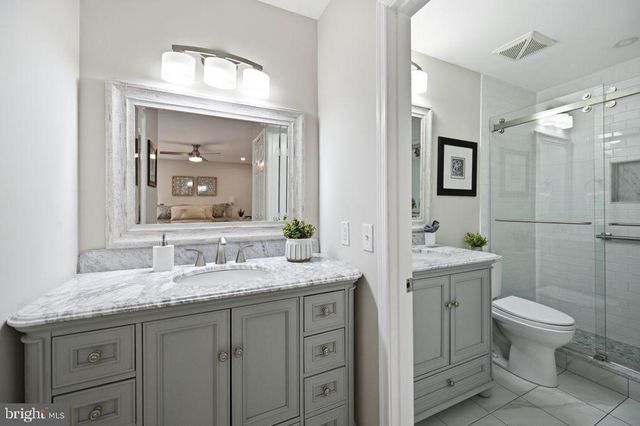 10027 GLENOAK CT, Vienna, VA 22181