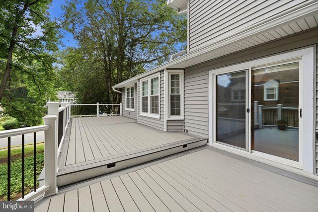 10027 GLENOAK CT, Vienna, VA 22181