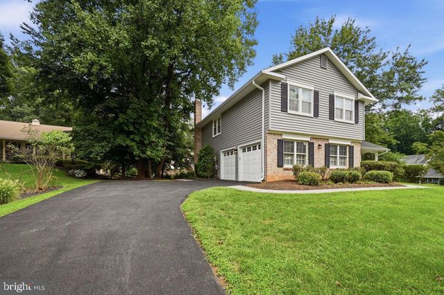 10027 GLENOAK CT, Vienna, VA 22181