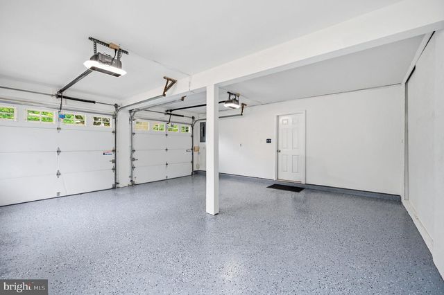 10027 GLENOAK CT, Vienna, VA 22181