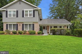 10027 GLENOAK CT, Vienna, VA 22181