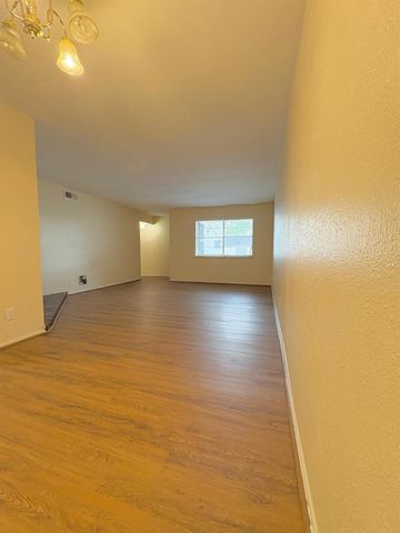 6200 W Tidwell Road Road 606, Houston, TX 77092