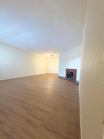 6200 W Tidwell Road Road 606, Houston, TX 77092