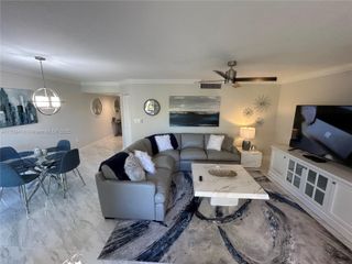 275 Palm Ave D205, Jupiter, FL 33477
