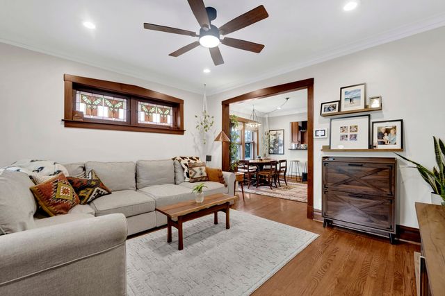 6415 Sinclair Avenue, Berwyn, IL 60402