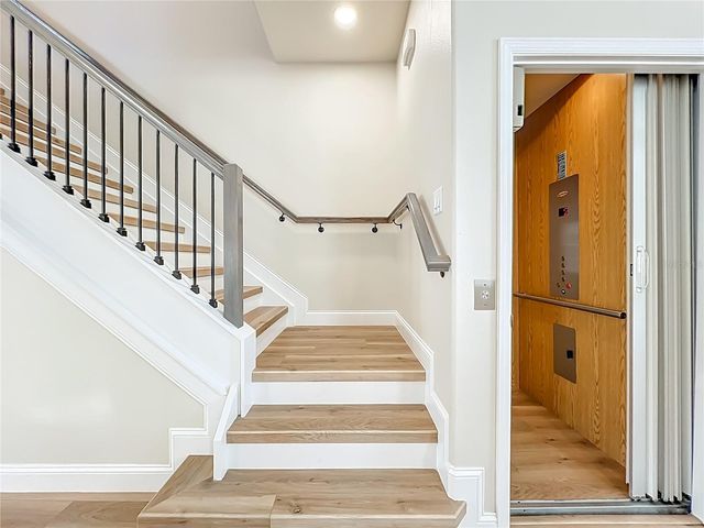 1864 PROSPECT AVENUE, Orlando, FL 32814