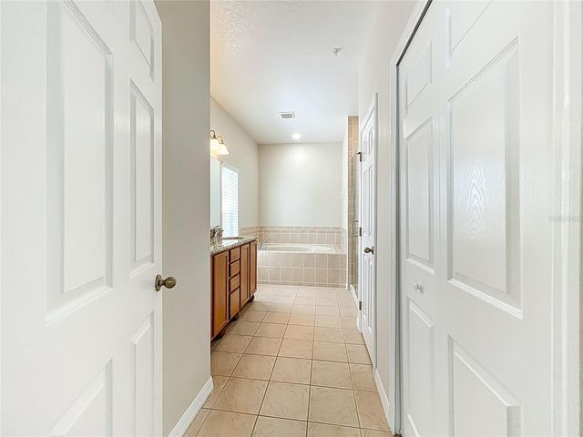 1864 PROSPECT AVENUE, Orlando, FL 32814