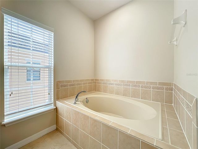 1864 PROSPECT AVENUE, Orlando, FL 32814