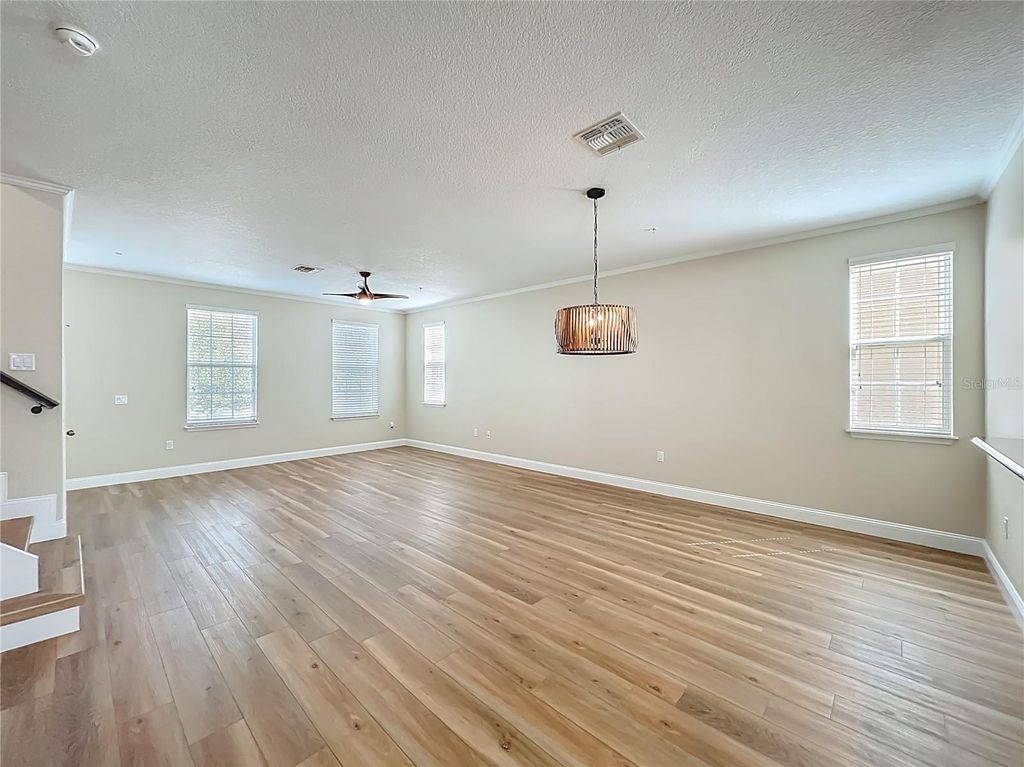 Image 24 of property listing at 1864 PROSPECT AVENUE, Orlando, FL 32814