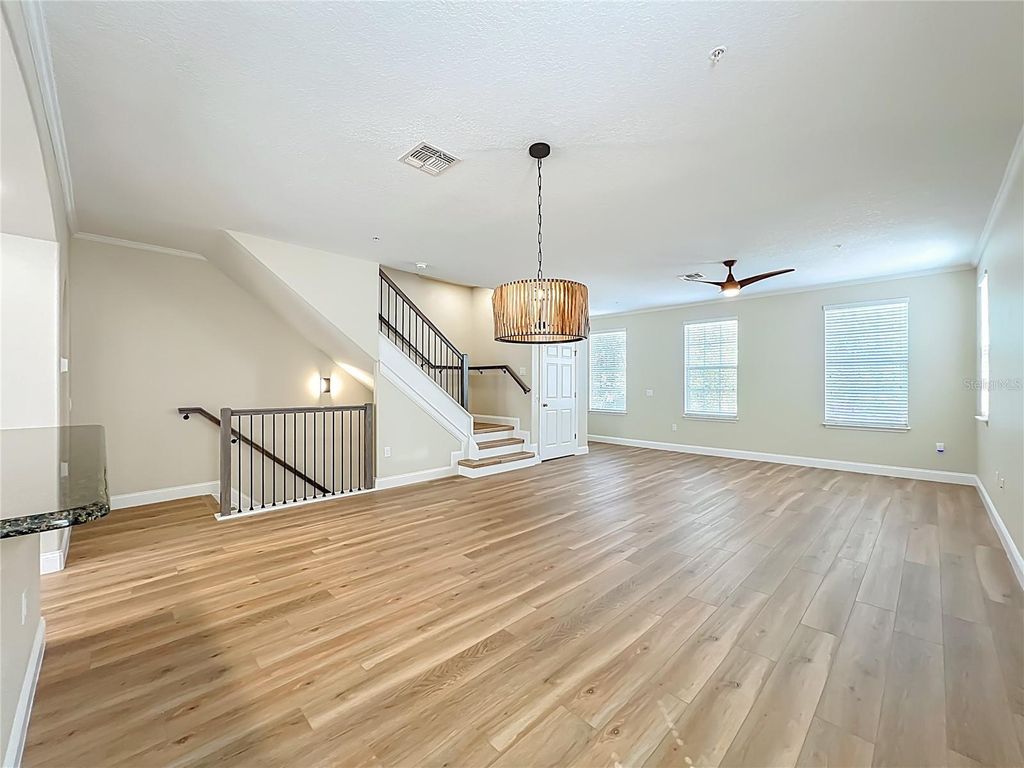 Image 25 of property listing at 1864 PROSPECT AVENUE, Orlando, FL 32814