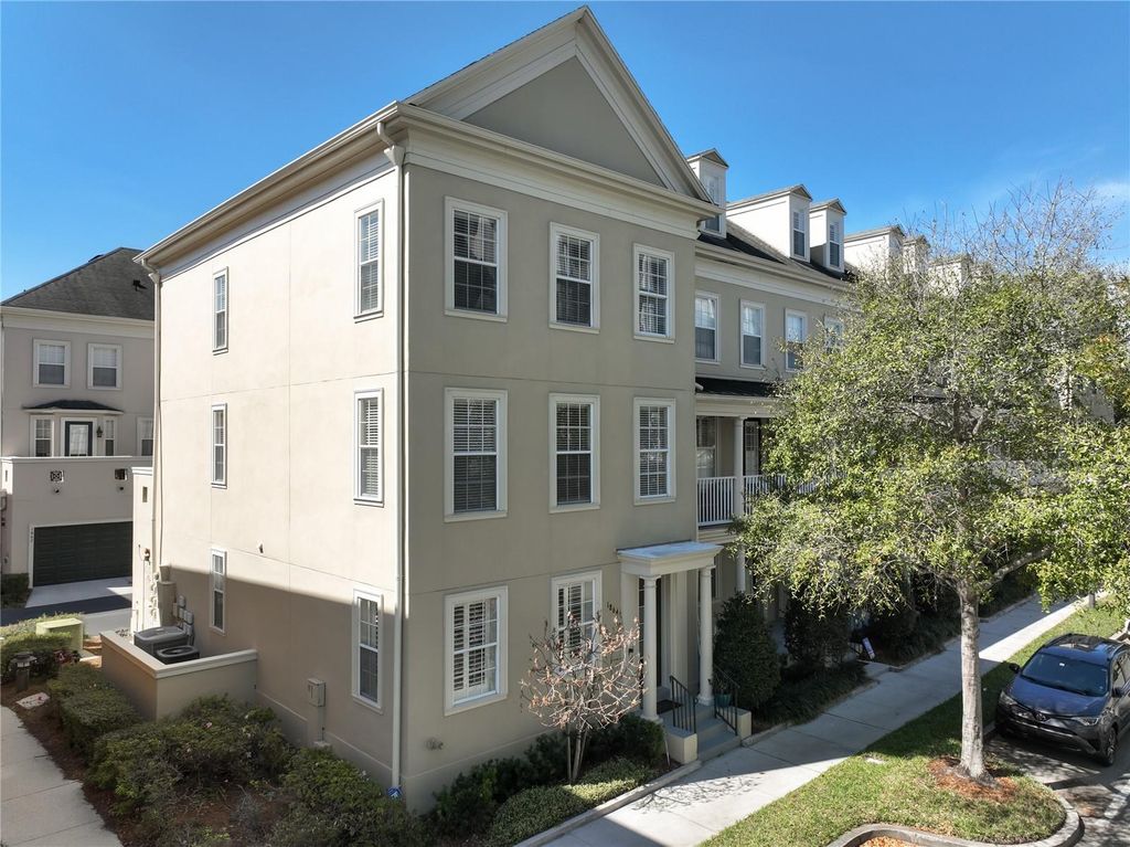 Image 4 of property listing at 1864 PROSPECT AVENUE, Orlando, FL 32814