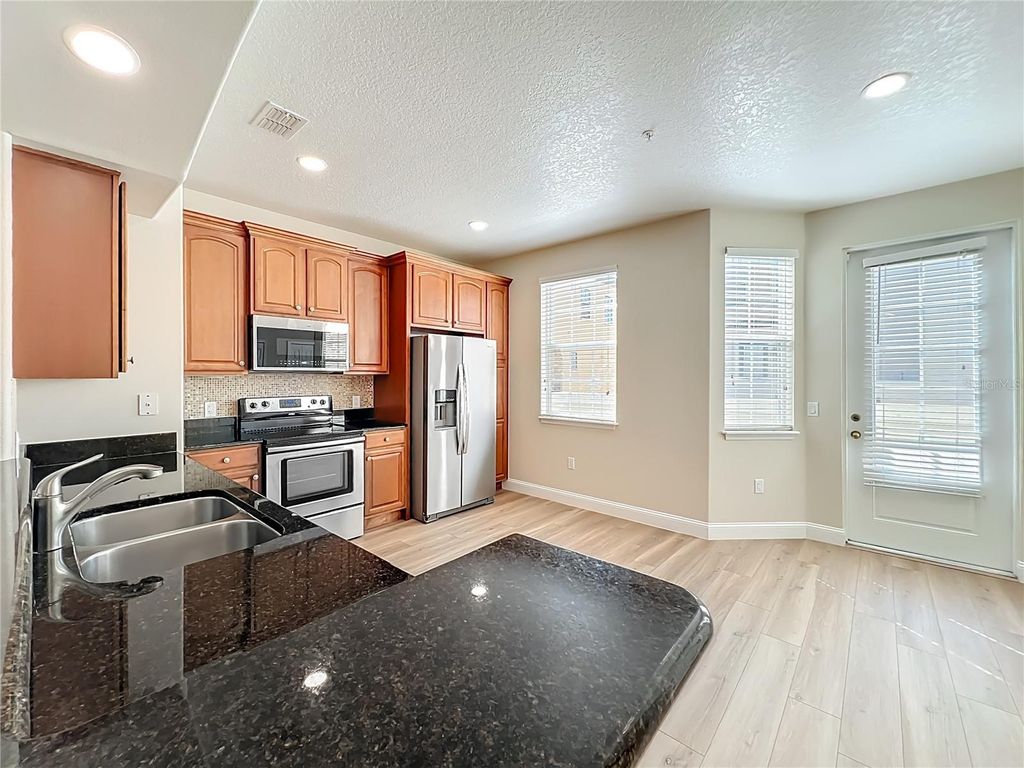 Image 34 of property listing at 1864 PROSPECT AVENUE, Orlando, FL 32814