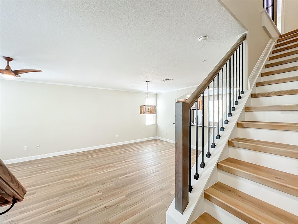 Image 46 of property listing at 1864 PROSPECT AVENUE, Orlando, FL 32814