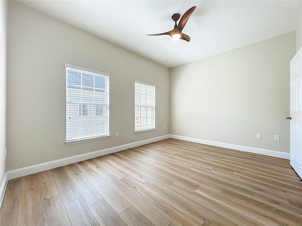 Image 53 of property listing at 1864 PROSPECT AVENUE, Orlando, FL 32814