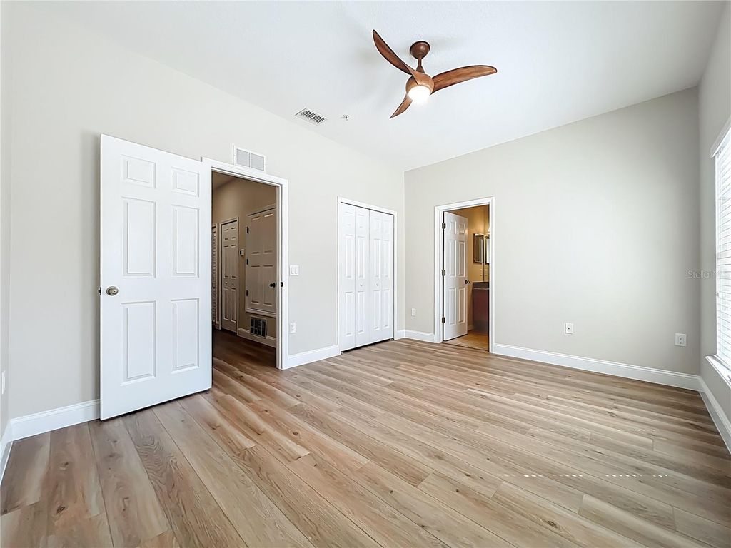 Image 55 of property listing at 1864 PROSPECT AVENUE, Orlando, FL 32814