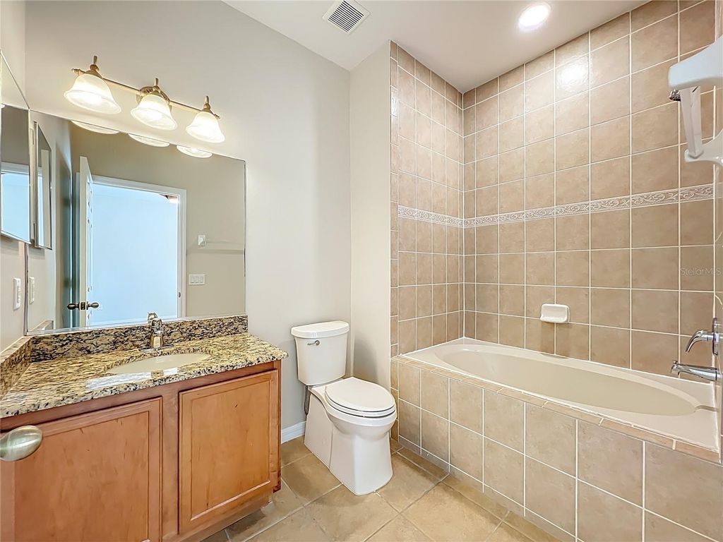 Image 56 of property listing at 1864 PROSPECT AVENUE, Orlando, FL 32814