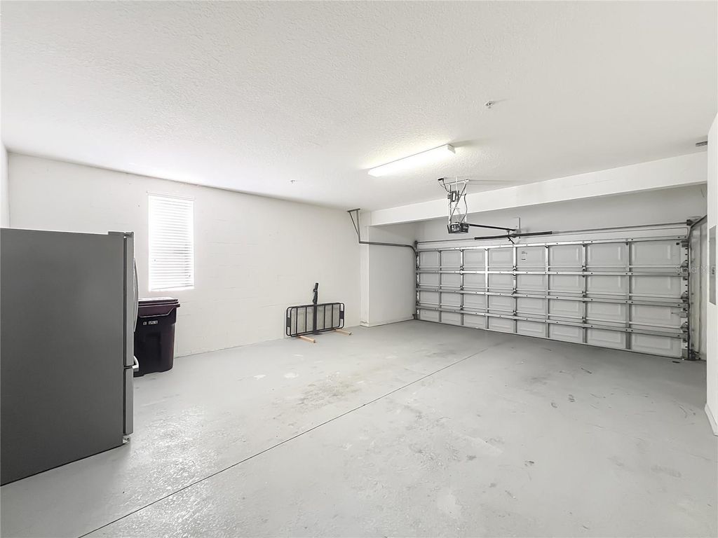 Image 74 of property listing at 1864 PROSPECT AVENUE, Orlando, FL 32814