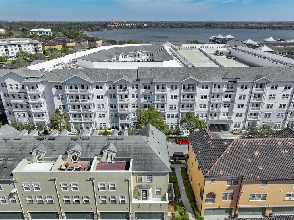 Image 86 of property listing at 1864 PROSPECT AVENUE, Orlando, FL 32814