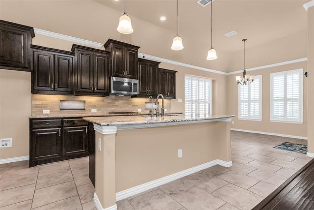 9694 Atlantic Lane, Frisco, TX 75035