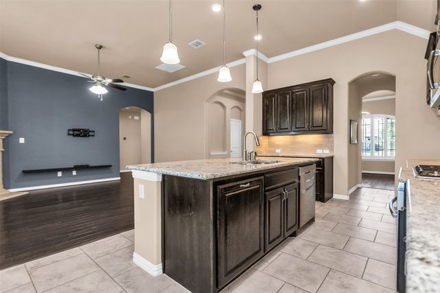 9694 Atlantic Lane, Frisco, TX 75035