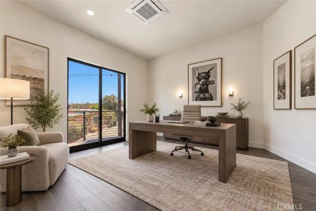 8633 Hollywood, Los Angeles, CA 90069