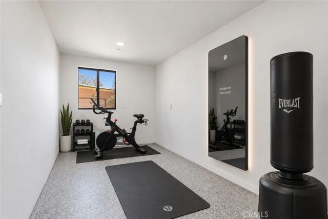 8633 Hollywood, Los Angeles, CA 90069
