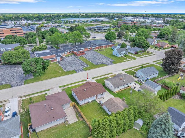 2327 Ontario AVENUE, Sheboygan, WI 53081