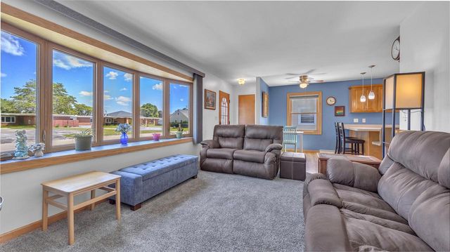 2327 Ontario AVENUE, Sheboygan, WI 53081