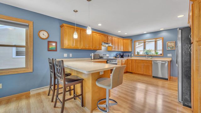 2327 Ontario AVENUE, Sheboygan, WI 53081