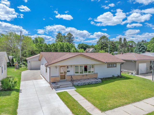 2327 Ontario AVENUE, Sheboygan, WI 53081