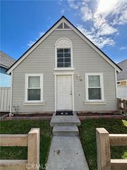 14560 Woodland, Fontana, CA 92337