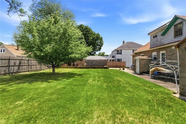 34 Intervale Road, Cranston, RI 02910