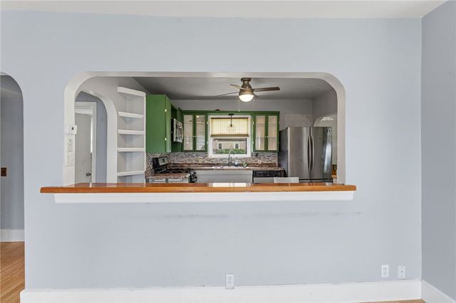 34 Intervale Road, Cranston, RI 02910