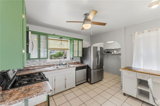 34 Intervale Road, Cranston, RI 02910