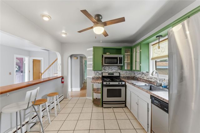 34 Intervale Road, Cranston, RI 02910