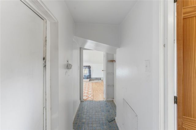34 Intervale Road, Cranston, RI 02910