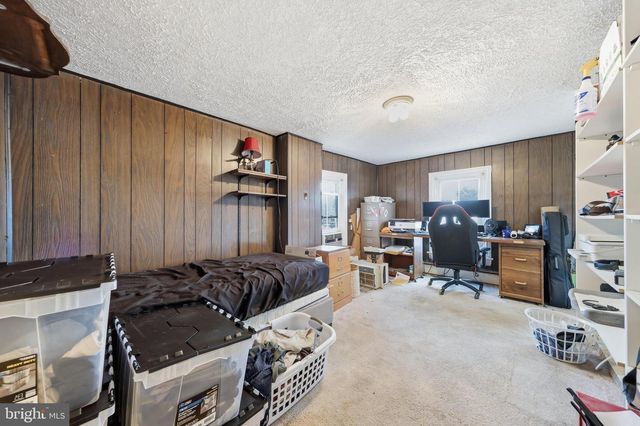 15 FAIRGROUND AVE, Hagerstown, MD 21740