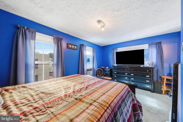 15 FAIRGROUND AVE, Hagerstown, MD 21740