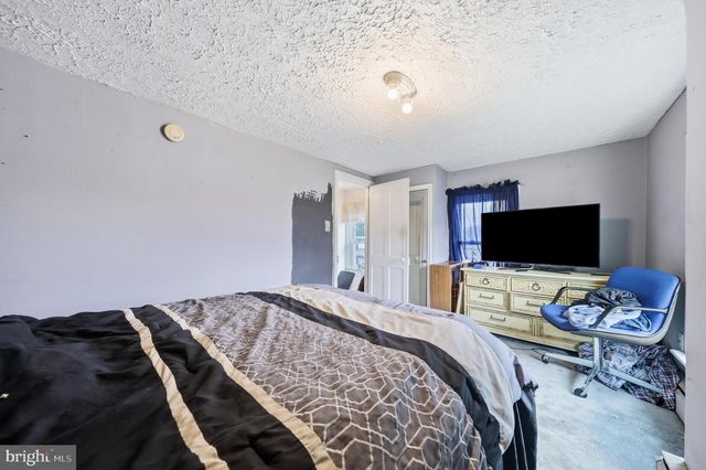 15 FAIRGROUND AVE, Hagerstown, MD 21740