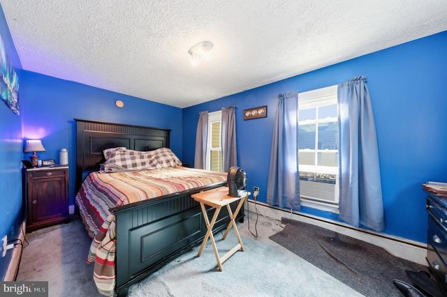 15 FAIRGROUND AVE, Hagerstown, MD 21740