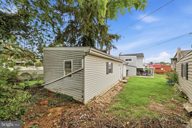 15 FAIRGROUND AVE, Hagerstown, MD 21740