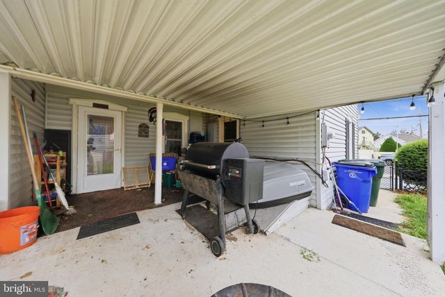 15 FAIRGROUND AVE, Hagerstown, MD 21740