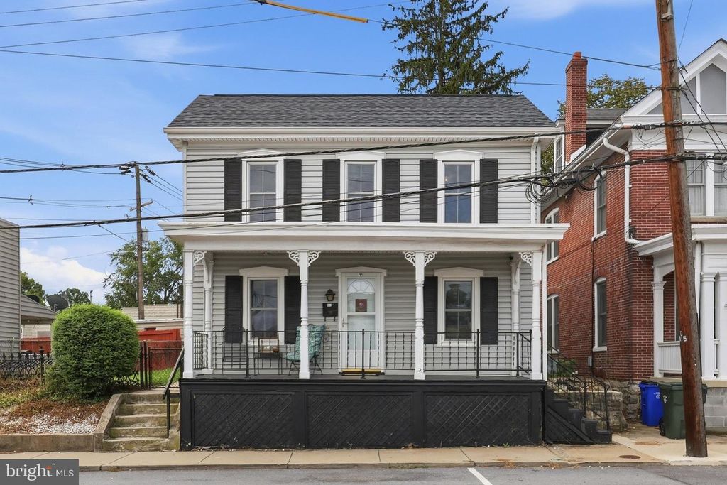 15 FAIRGROUND AVE, Hagerstown, MD 21740
