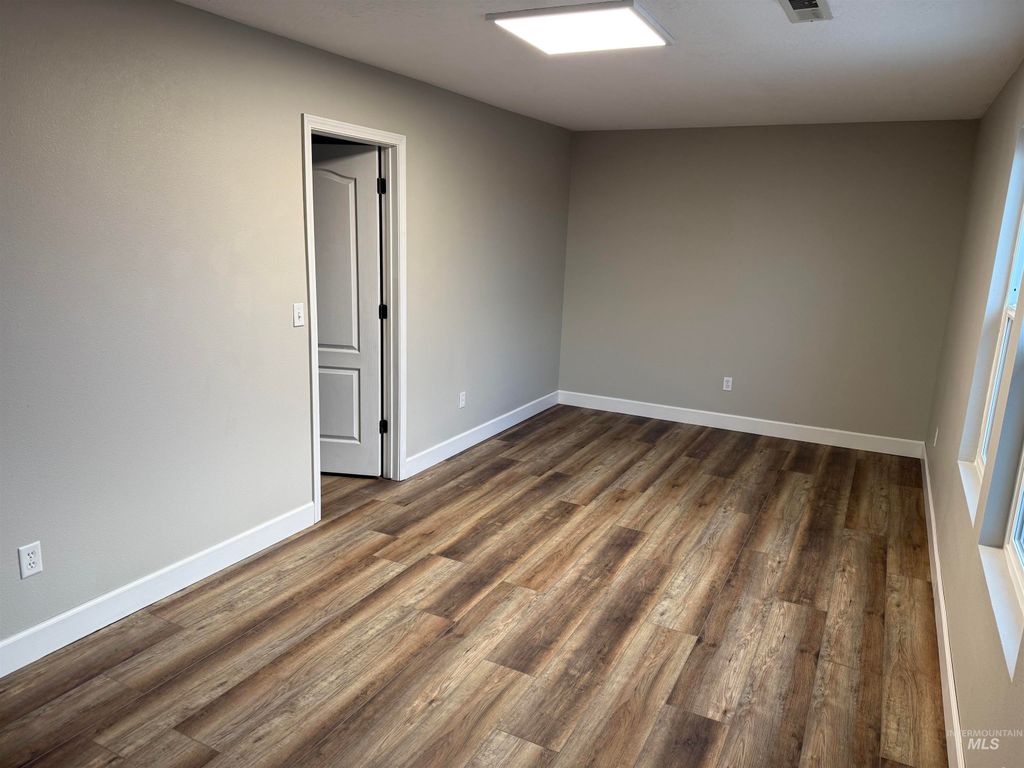 2023 W Michelle Dr, Nampa, ID 83651 photo 11