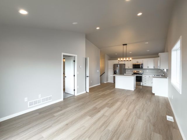 6276 85 Avenue S, Horace, ND 58047